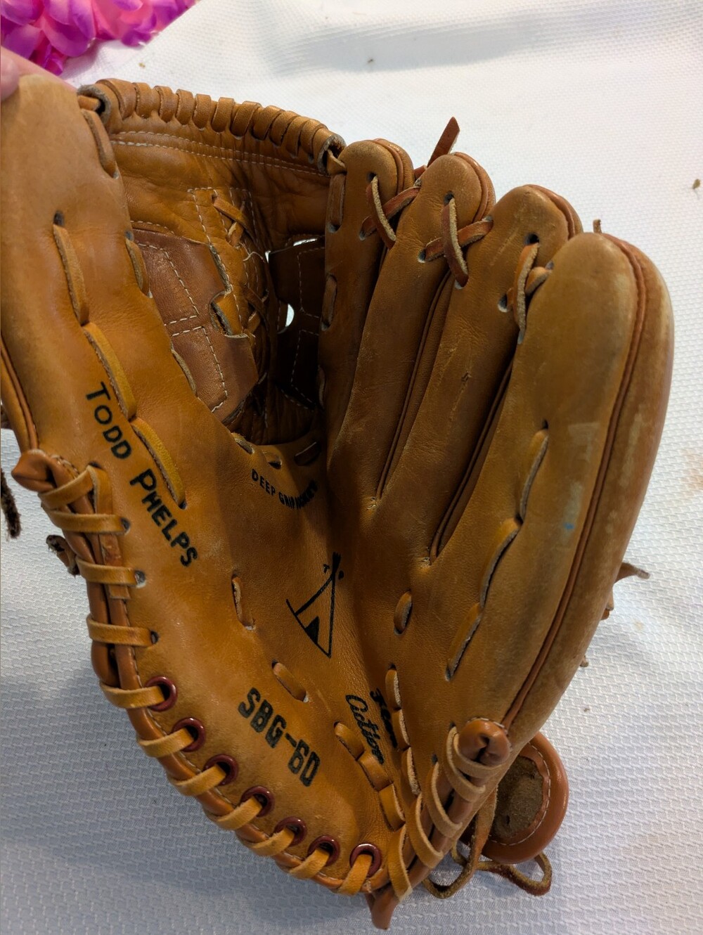 Todd Phelps SBG-60 Triple Model Baseball Glove – RHT – 11 1/2" ⚾